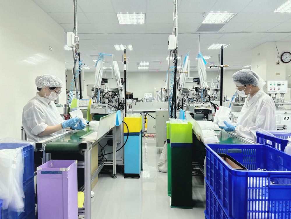 約伯科技無塵口罩生產與口罩國家隊榮譽